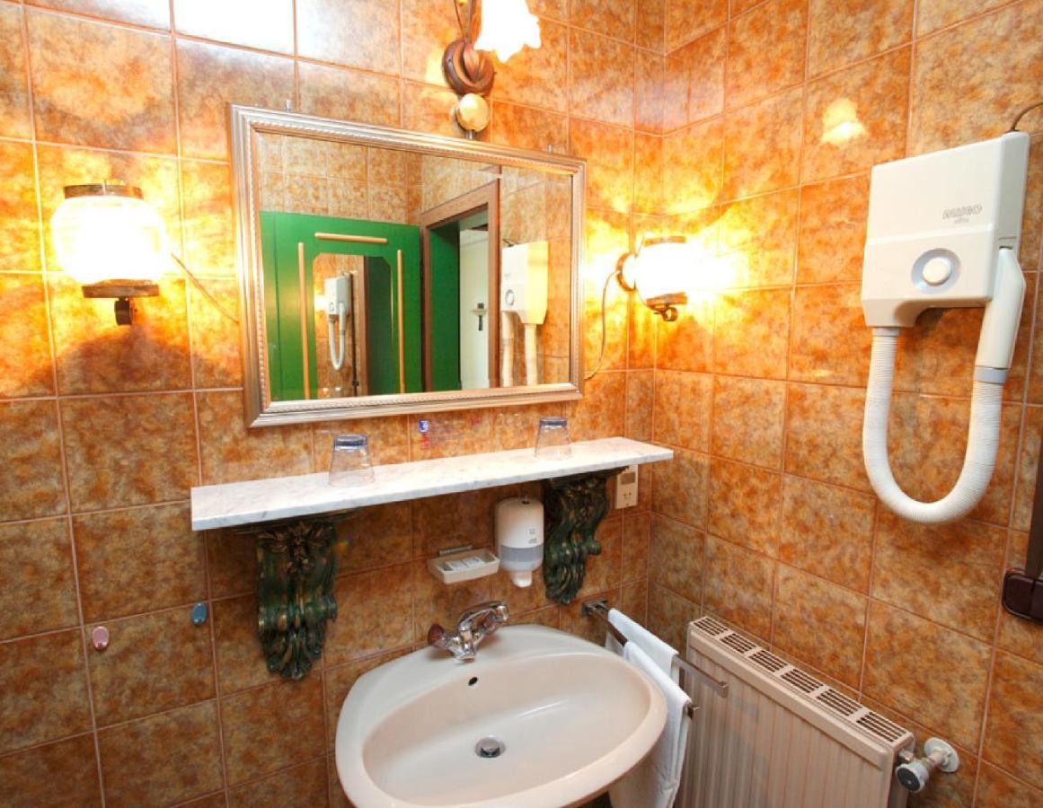 Hotel Boehmerwaldhof Ulrichsberg Quarto foto